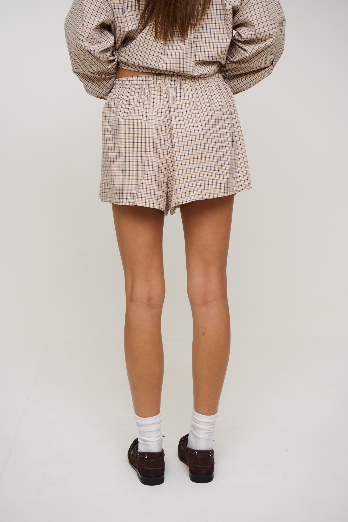 Emina Check Short Beige