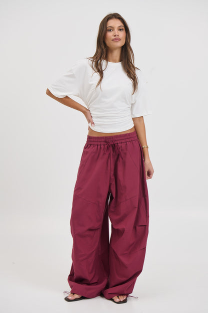 Lavinia Pant Wine