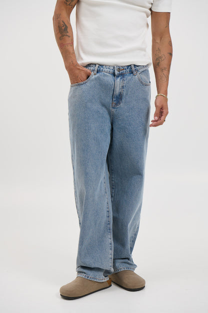 Cruz Baggy Denim Mid Blue