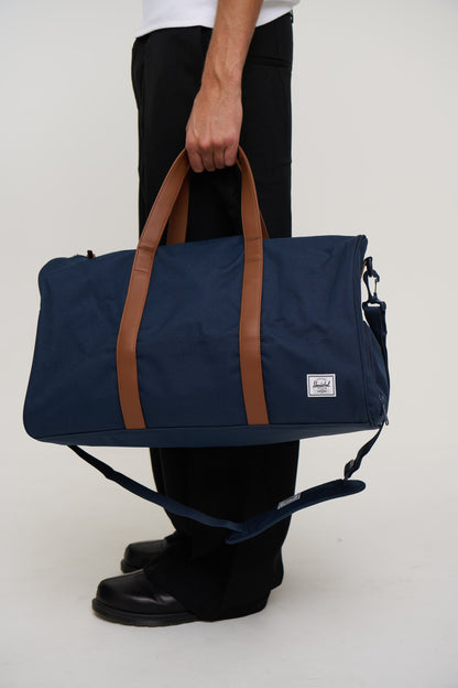 Herschel Novel Duffle Navy