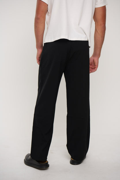 Lenny Pleat Straight Pant Black