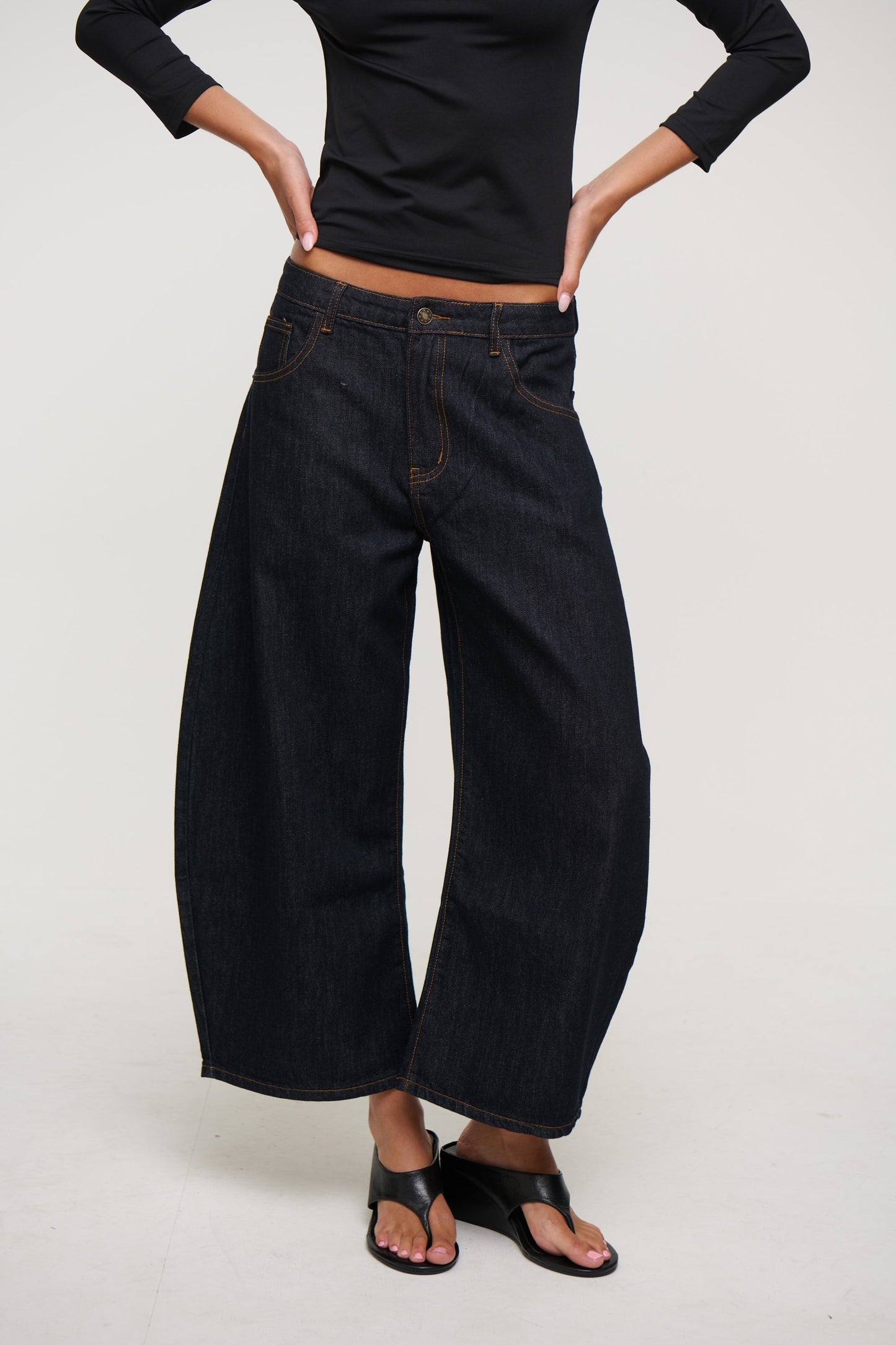 Horseshoe Cropped Jean Indigo