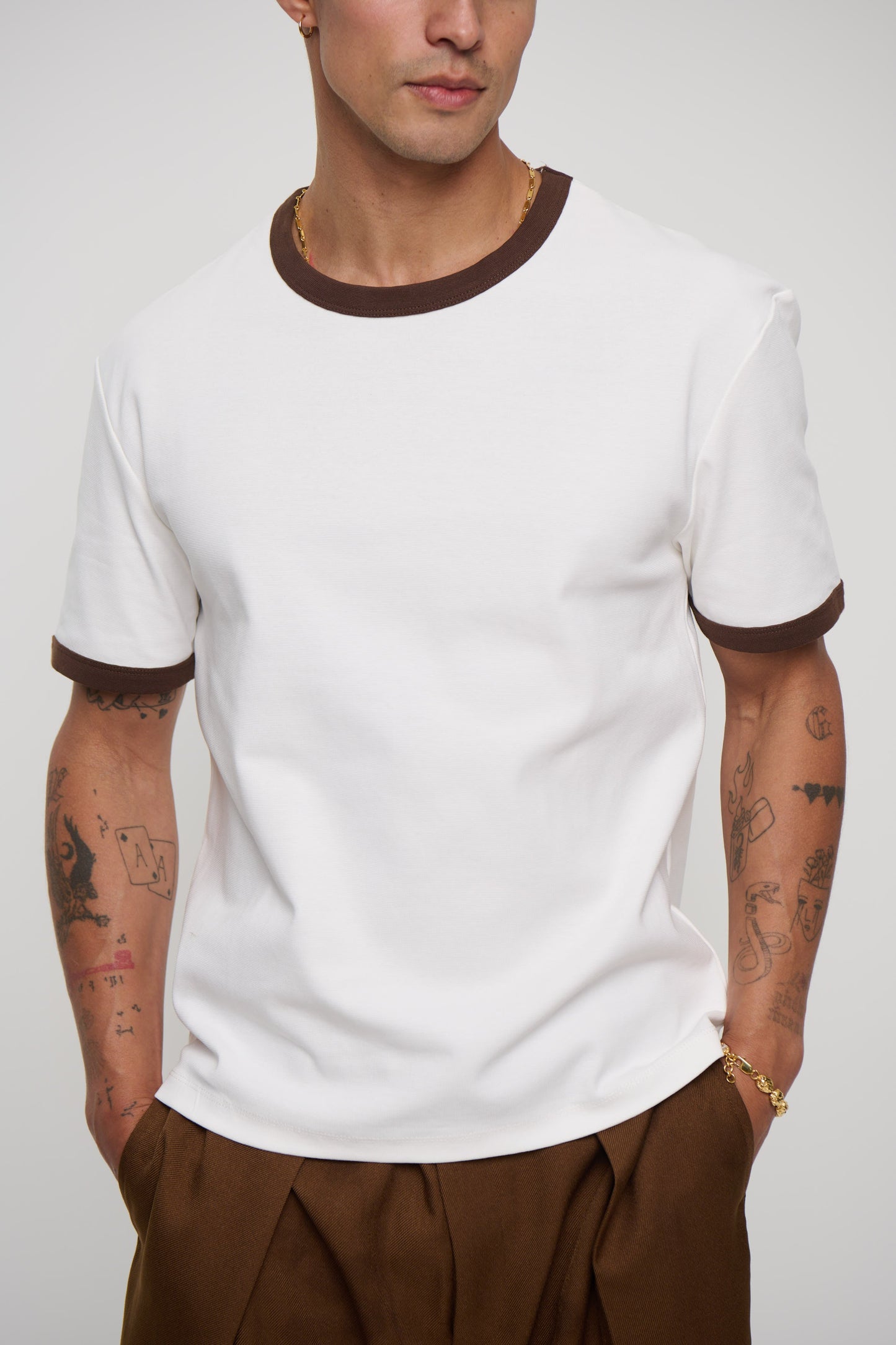 Charlie Ringer Tee Choc/White
