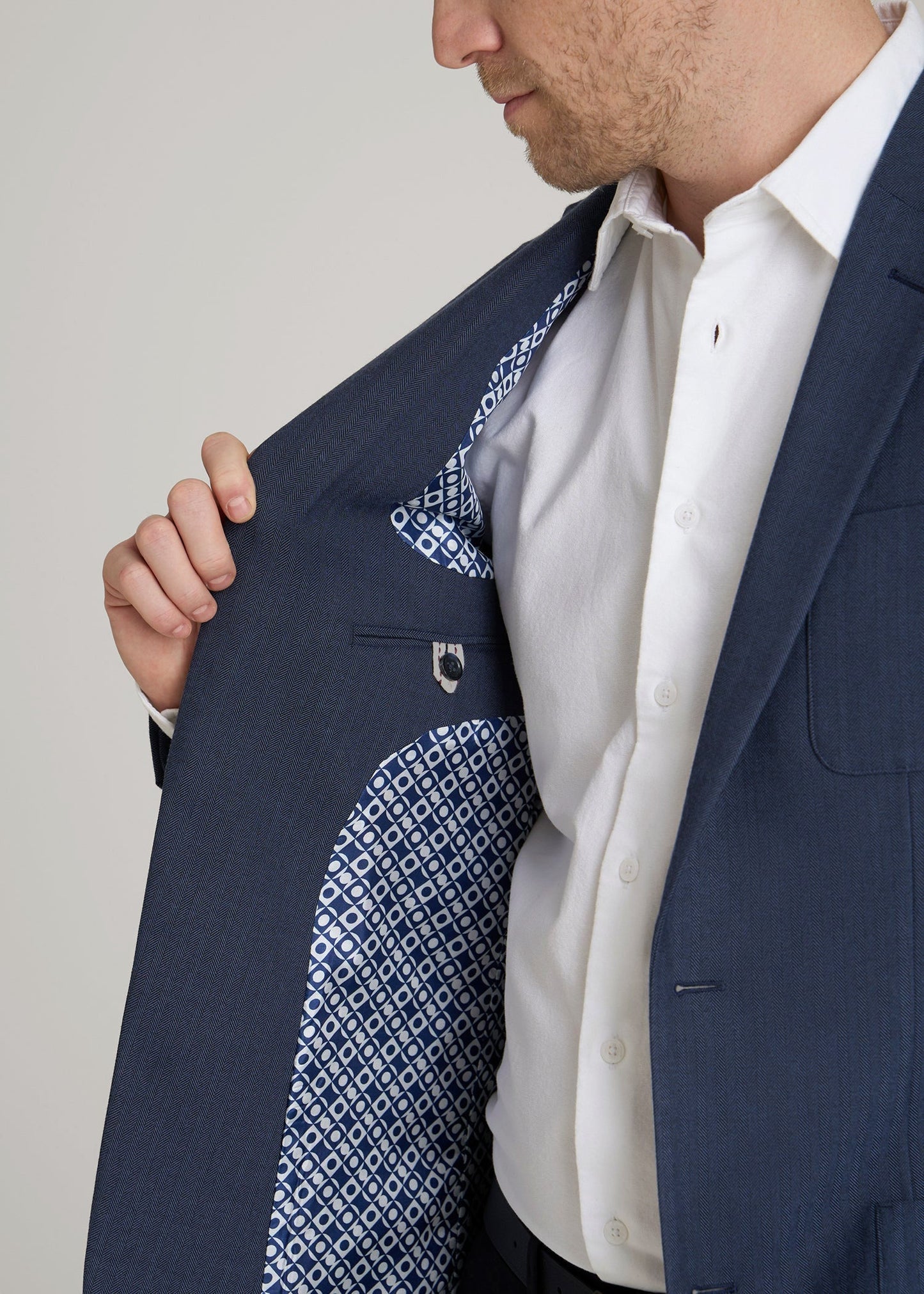 Core Blazer for Tall Men in Navy Blue Herringbone
