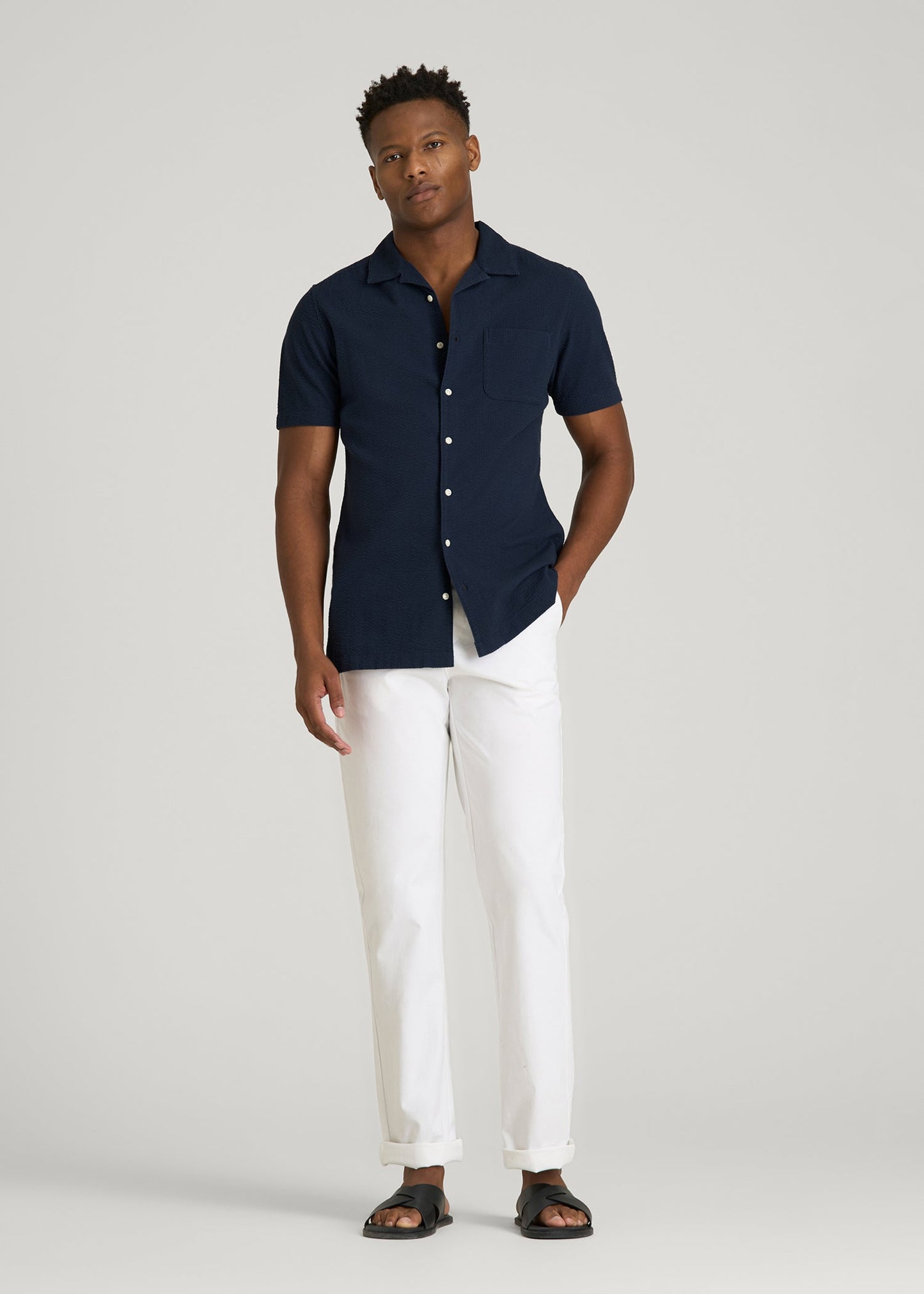 Seersucker Camp Collar Short Sleeve Shirt for Tall Men in Navy Blue
