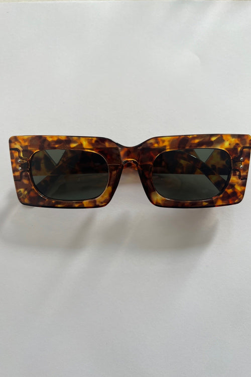 Joan Oversized Sunglasses Tort
