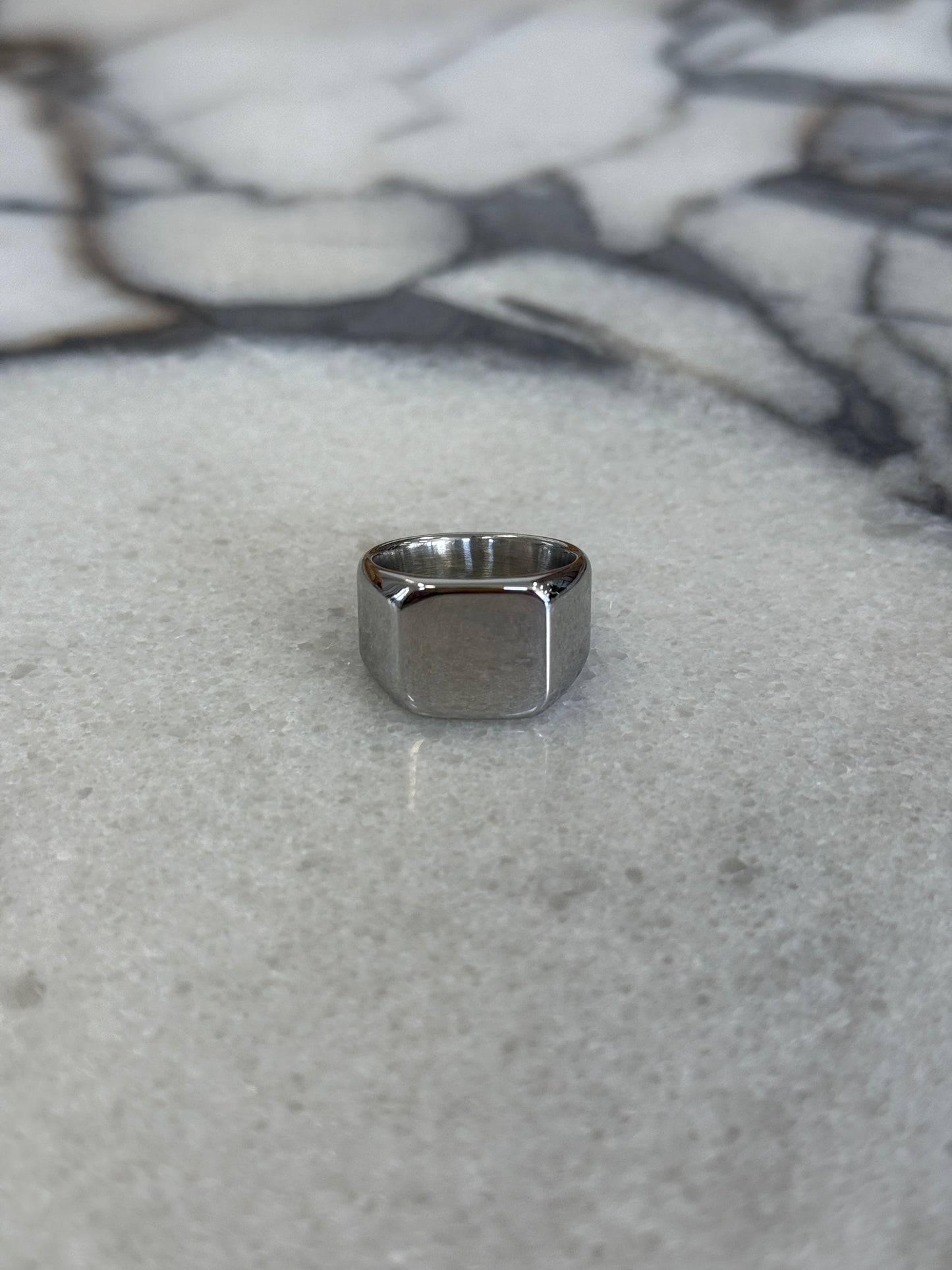 Bold Signet Ring Silver