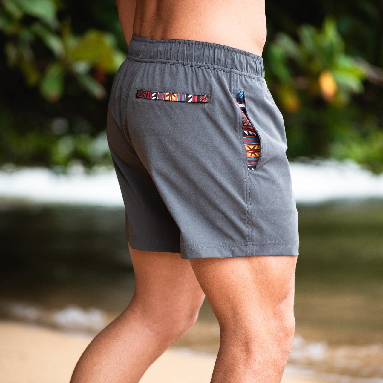 Nomad 3.0 Short (Hybrid) - Charcoal