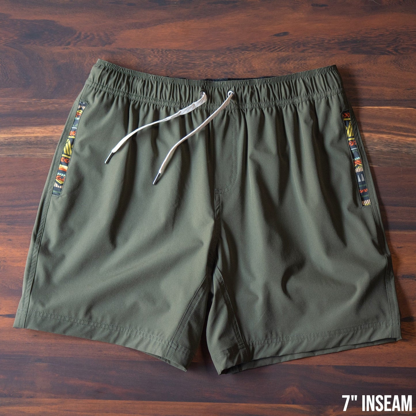Nomad 3.0 Short (Hybrid) - Olive