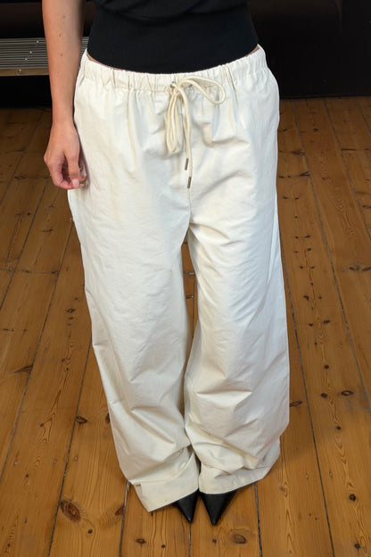 Ebony Pant Ivory