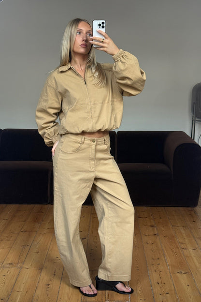 Lexy Jean Camel