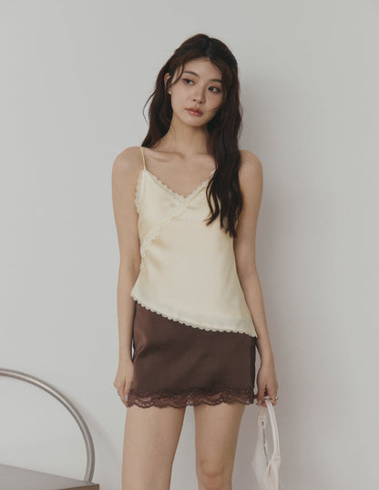 Amelie Padded Lace Trim Cami Top in Butter