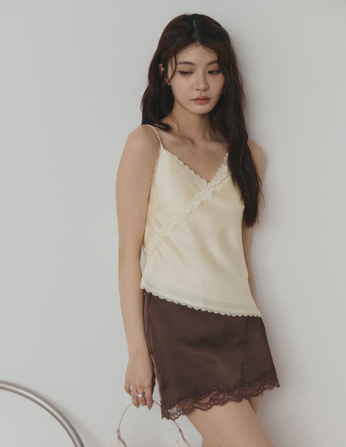 Amelie Padded Lace Trim Cami Top in Butter