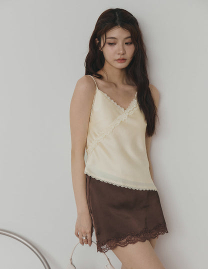 Amelie Padded Lace Trim Cami Top in Butter