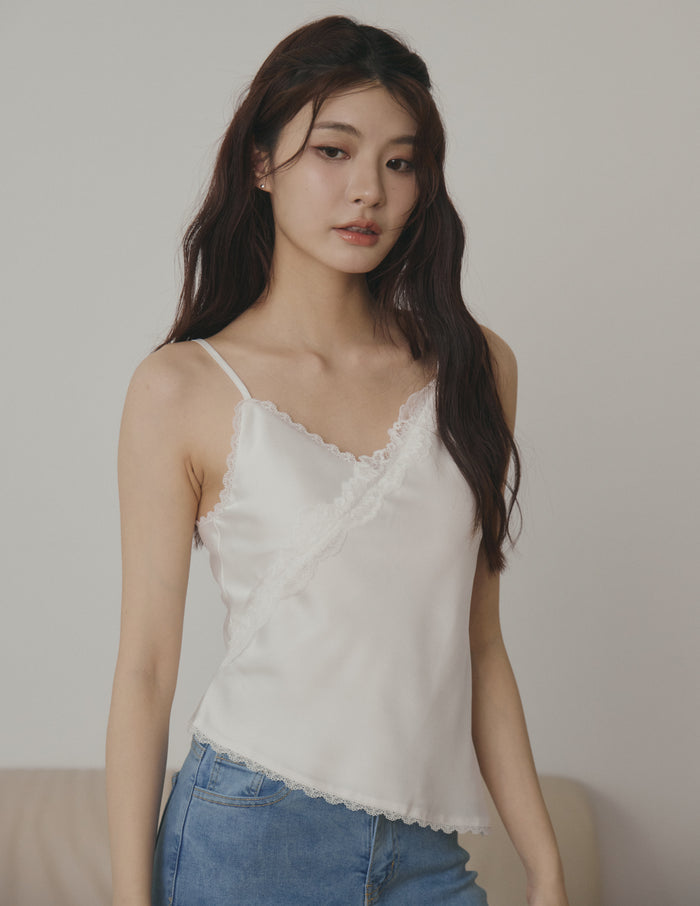 Amelie Padded Lace Trim Cami Top in White