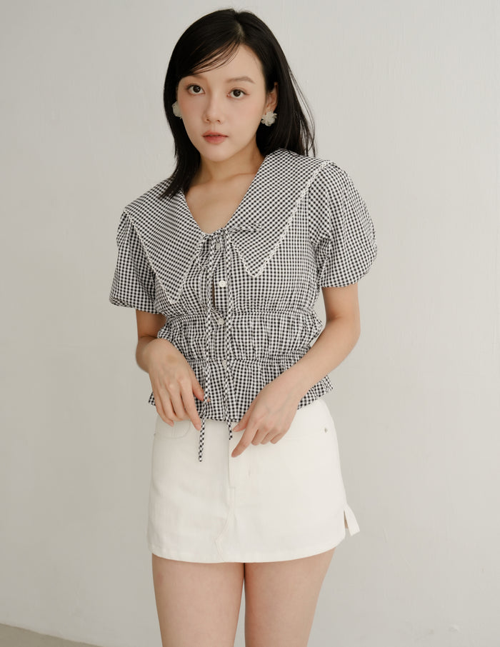 Aveline Peterpan Collar Blouse in Gingham