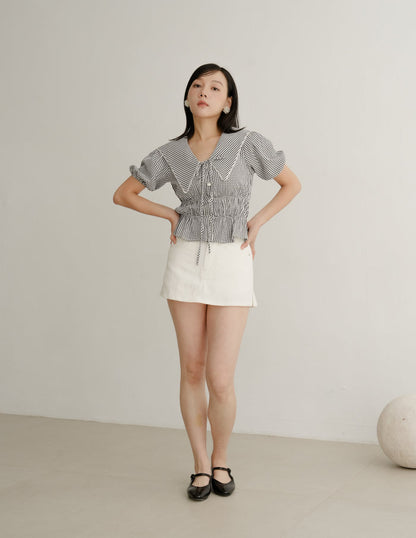 Aveline Peterpan Collar Blouse in Gingham