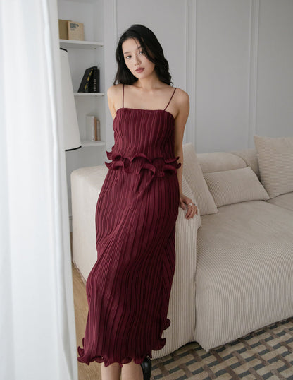 Brena Pleated Midi Skirt in Wine