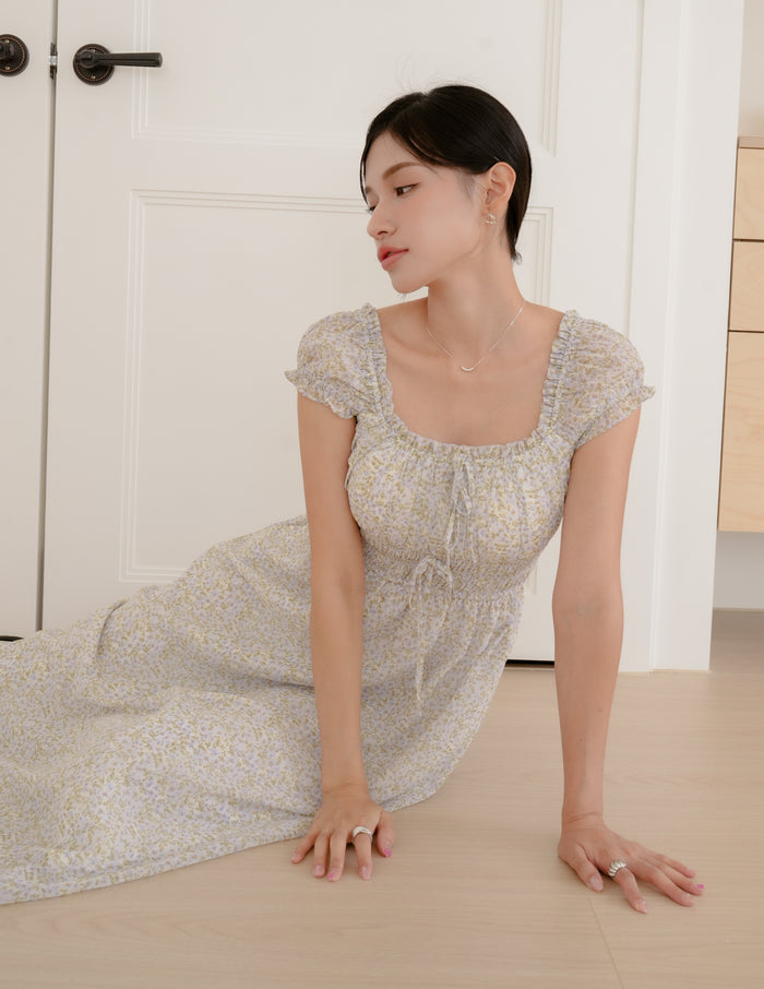 Elsa Floral Midi Dress in Lavender Field