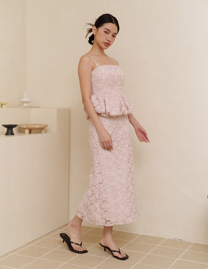 Everly Petal Midi Skirt in Pink