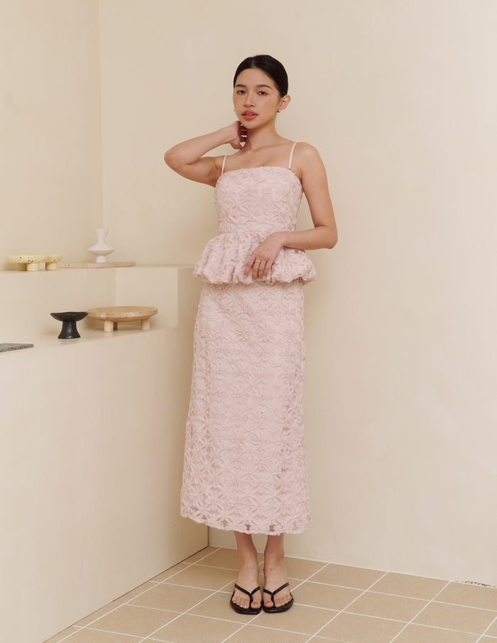 Everly Petal Midi Skirt in Pink