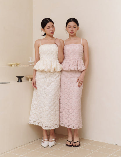 Everly Petal Midi Skirt in Pink