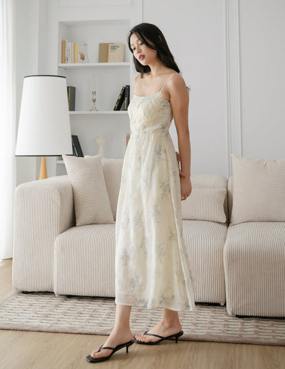 Ferlyn Floral Dress in Blue