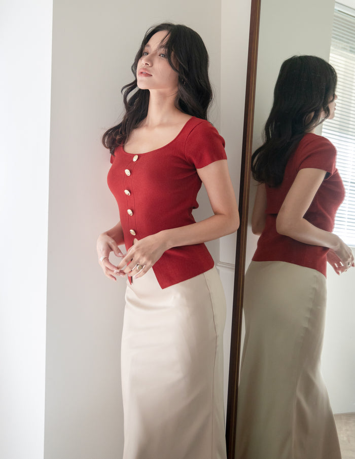 Fionne Knit Top in Red