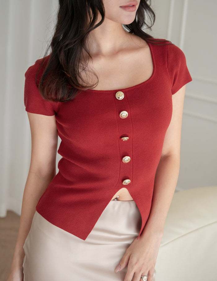 Fionne Knit Top in Red