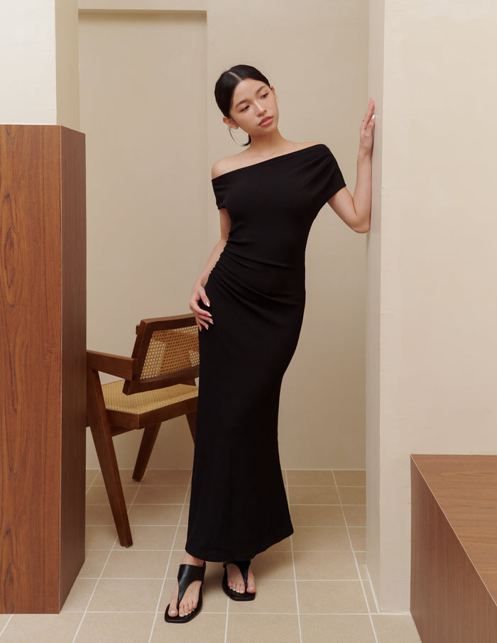 Louise Ruched Knit Dress in Black