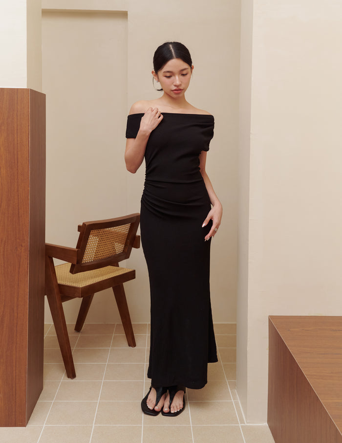 Louise Ruched Knit Dress in Black