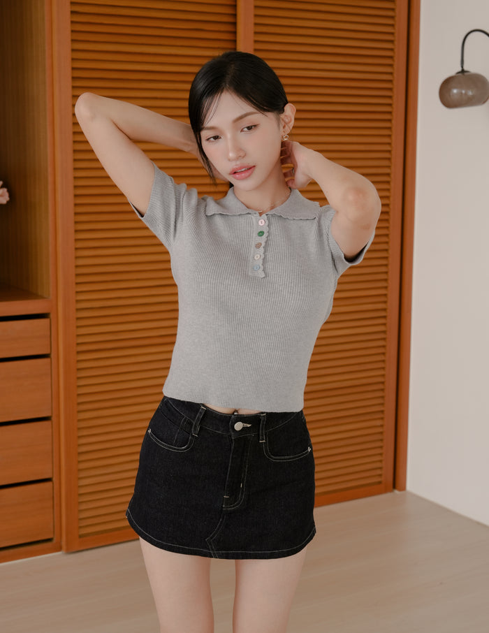 Margot Scallop Polo Top in Grey