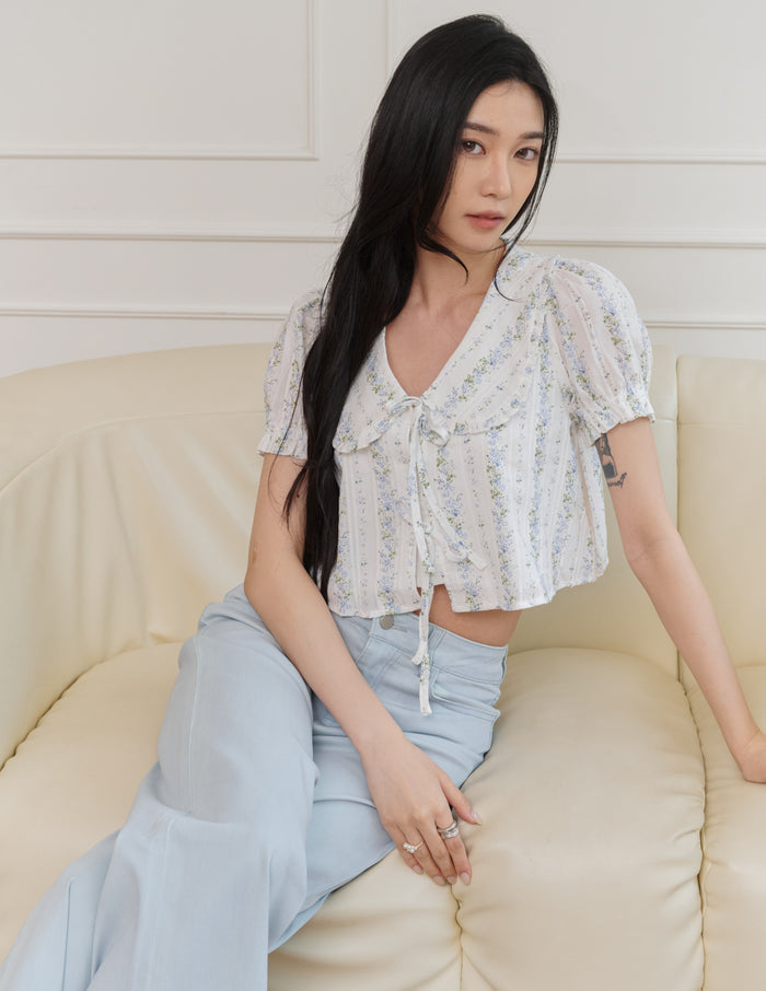 Poppy Ribbon Tie Peterpan Top in Floral
