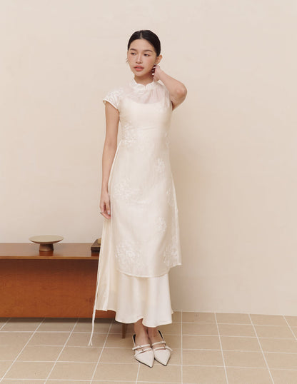 Rong Embroidered Overlay Cheongsam Tunic