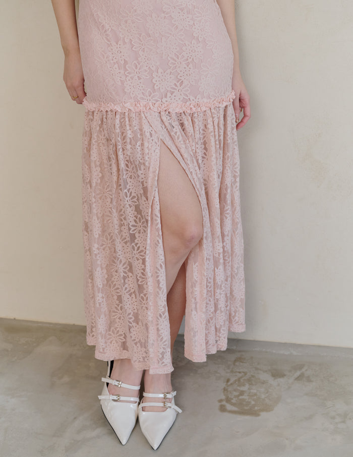 Sora Lace Padded Maxi Dress in Pink