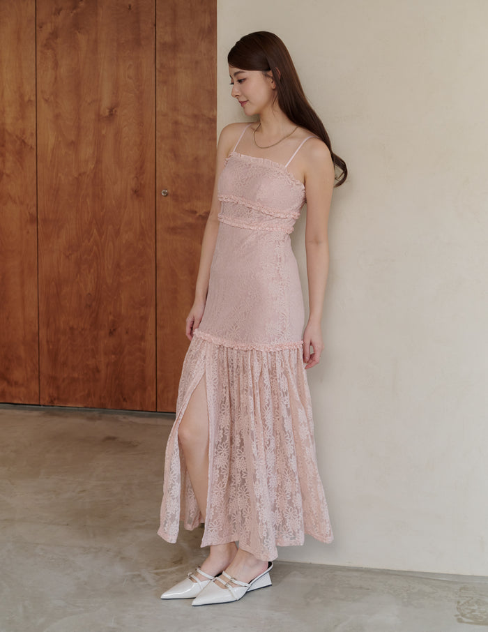 Sora Lace Padded Maxi Dress in Pink
