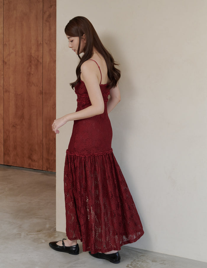 Sora Lace Padded Maxi Dress in Red
