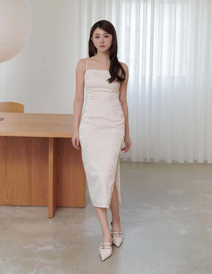 Suzie Jacquard Padded Midi Dress V2 in Ivory