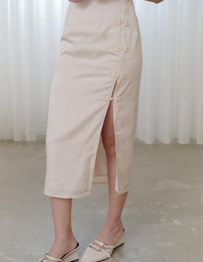 Suzie Jacquard Padded Midi Dress V2 in Ivory