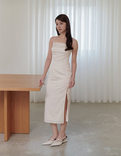 Suzie Jacquard Padded Midi Dress V2 in Ivory