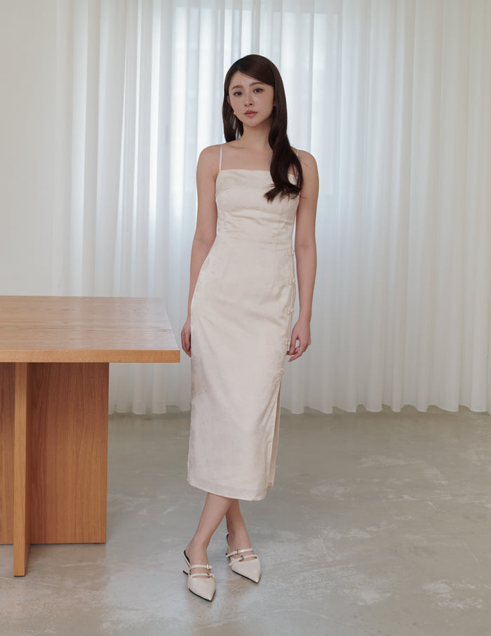 Suzie Jacquard Padded Midi Dress V2 in Ivory