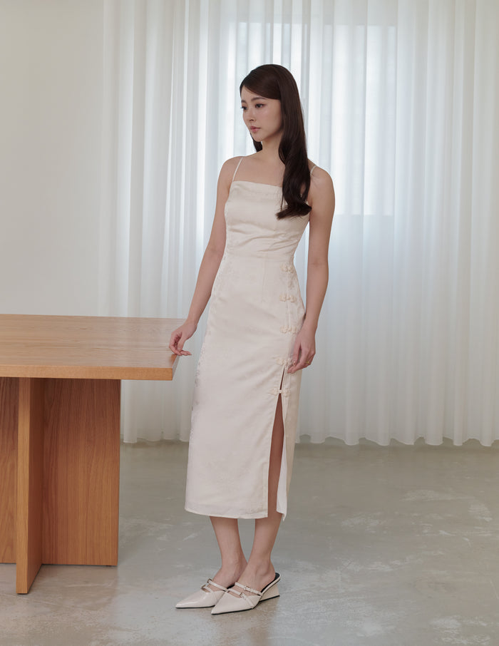 Suzie Jacquard Padded Midi Dress V2 in Ivory