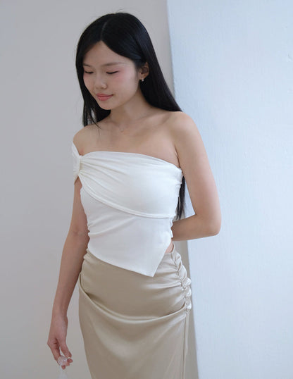 Tyla Padded One-Shoulder Top in White