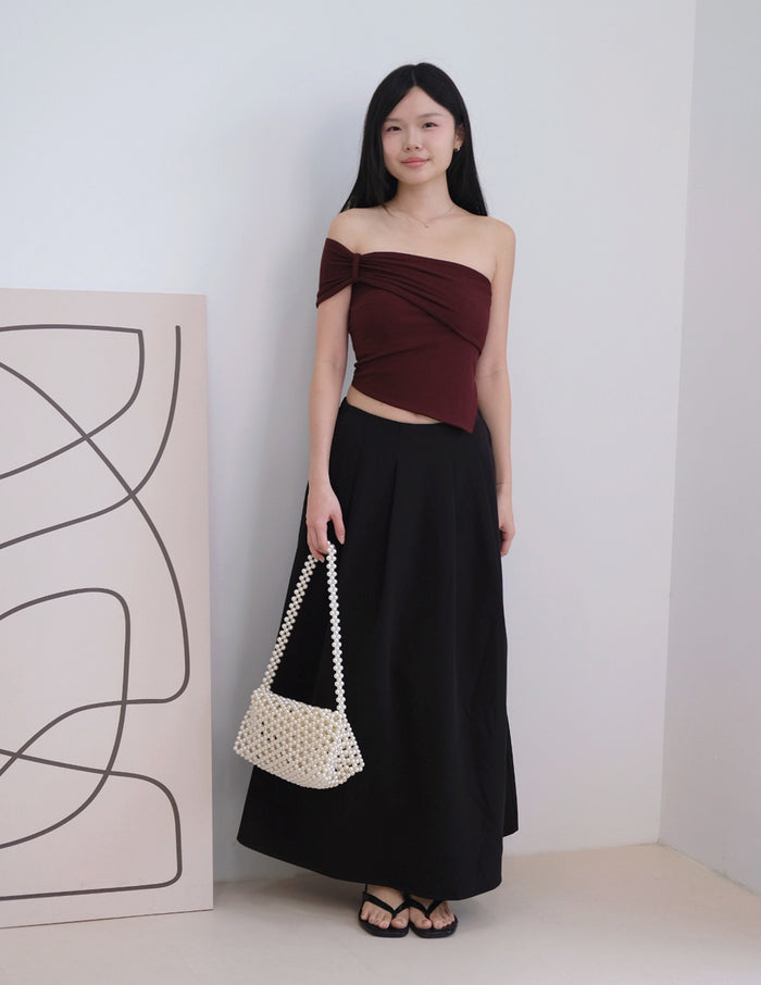 Tyla Padded One-Shoulder Top in Wine