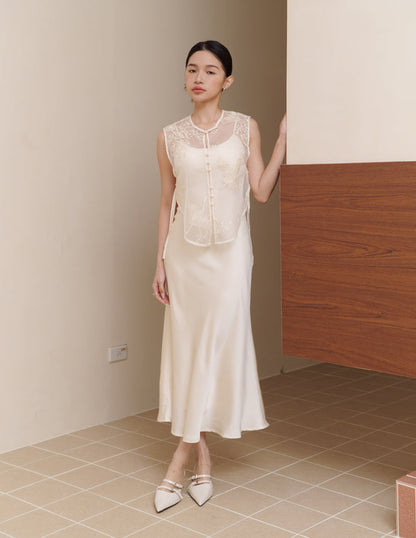 Yun Embroidered Overlay Top in Eternal Crane