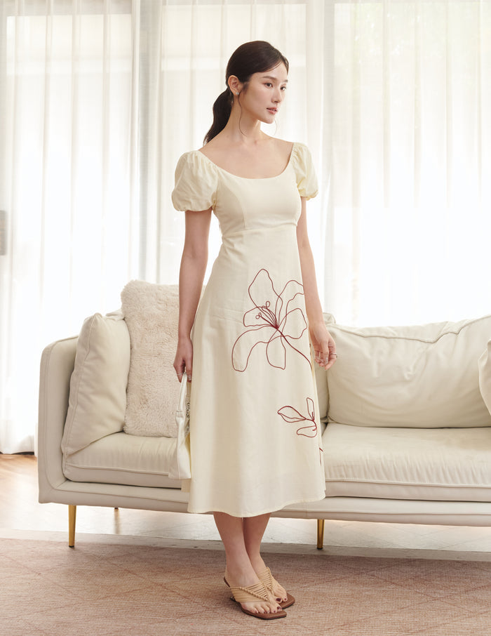 Yuna Embroidered Floral Padded Midi Dress